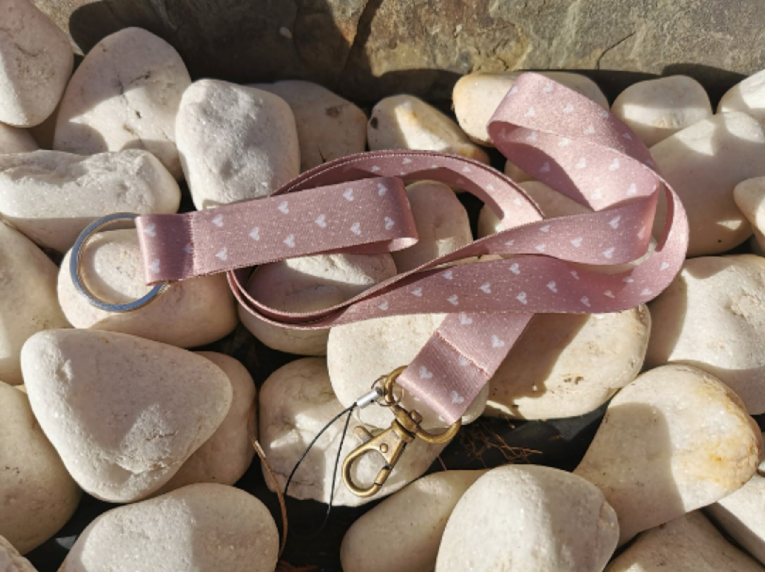 Lanyard estampado "Corazones", cordón de correa para el cuello y llavero - 2